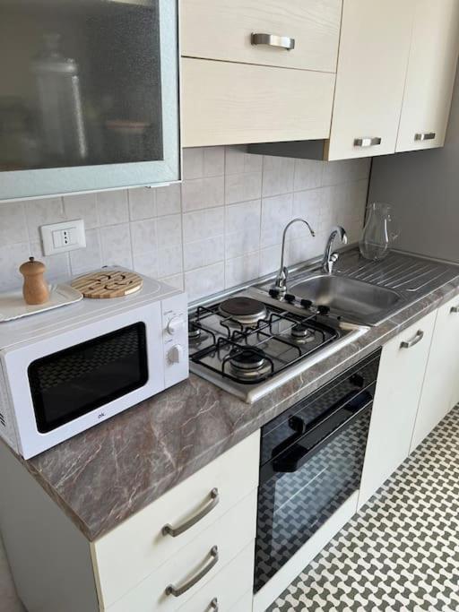 Ferienwohnung Il Pesce Di Legno Livorno Exterior foto